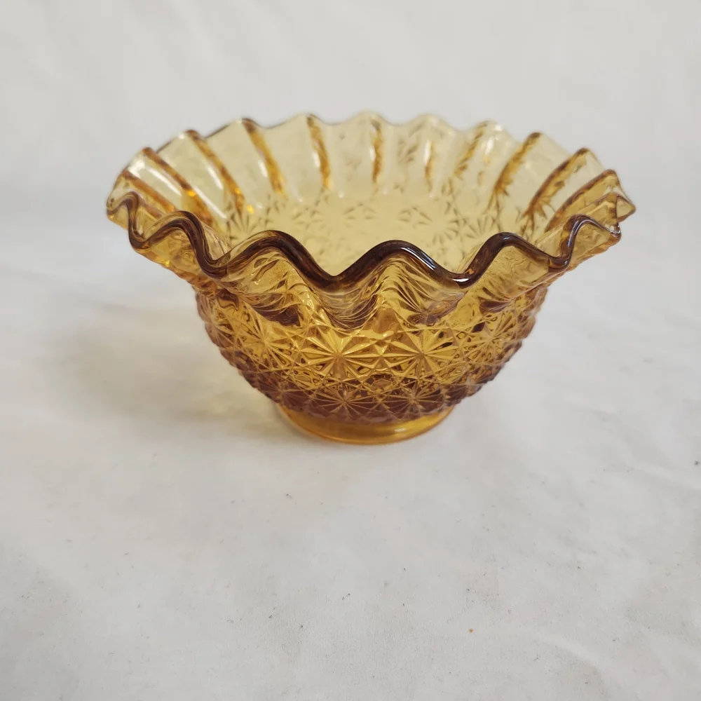 LE Smith Amber Daisy and Button Glass Candy Dish Bowl